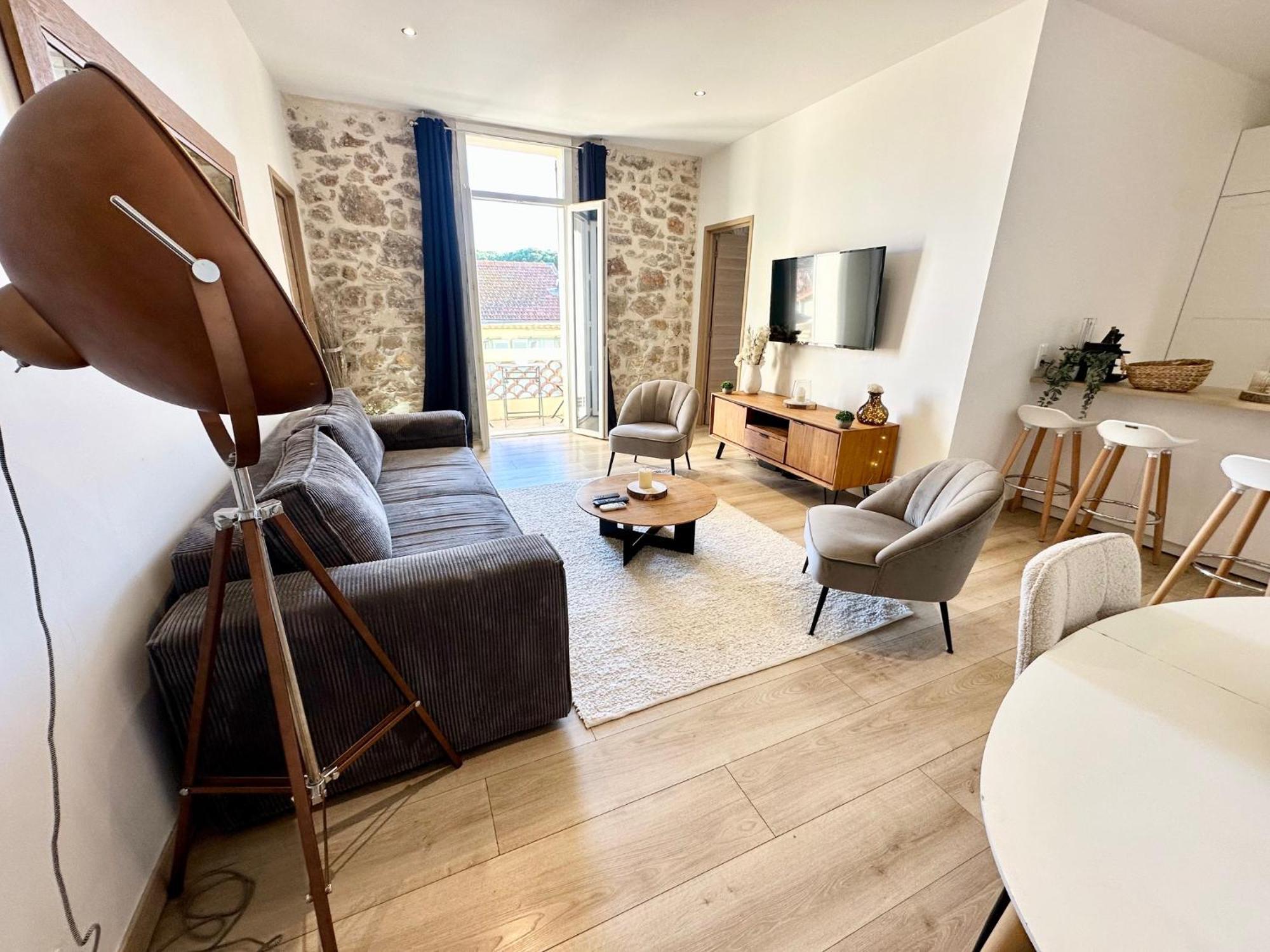 Gorgeous 2 Bedrooms Brand New 3 Avenue Paul Arene Антиб Екстериор снимка